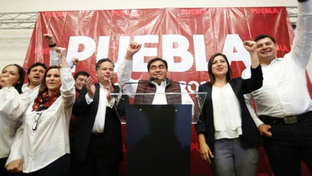 Encuesta de salida de Mitofsky-Televisa proyecta triunfo de Barbosa en Puebla. Noticias en tiempo real