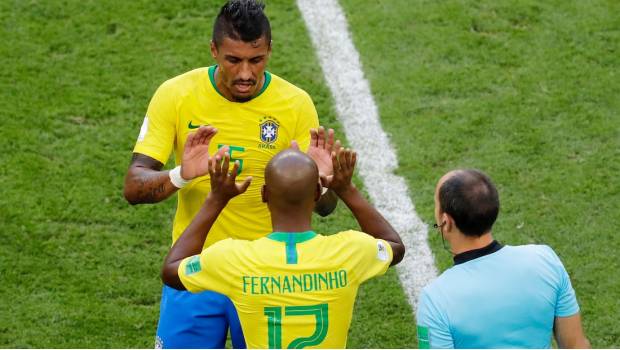 Paulinho se pierde el entrenamiento y enciende las alarmas en Brasil. Noticias en tiempo real