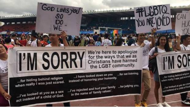 Cristianos acuden a marcha para pedir perdón a personas LGBTI por los malos tratos. Noticias en tiempo real