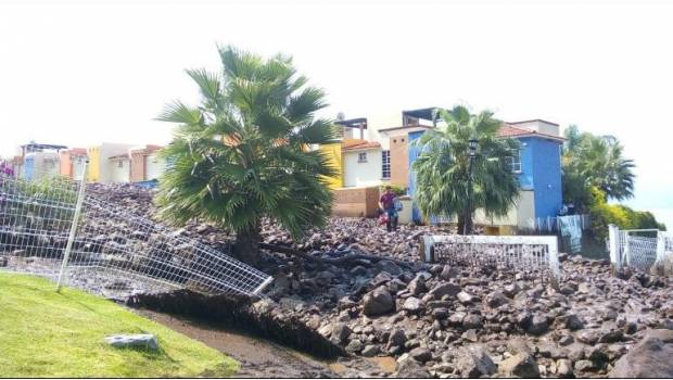 Deslave por lluvias en Jalisco afecta 25 viviendas. Noticias en tiempo real