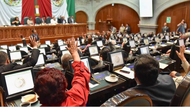 Congreso del Estado de México eleva edad de jubilación a burócratas. Noticias en tiempo real