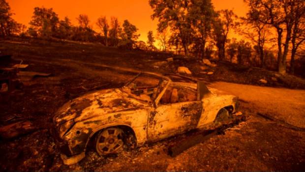 Incendio forestal en California causa dos muertos y tres heridos. Noticias en tiempo real