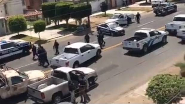 Reportan 2 muertos por tiroteo y rescate en casa de Playas de Tijuana. Noticias en tiempo real