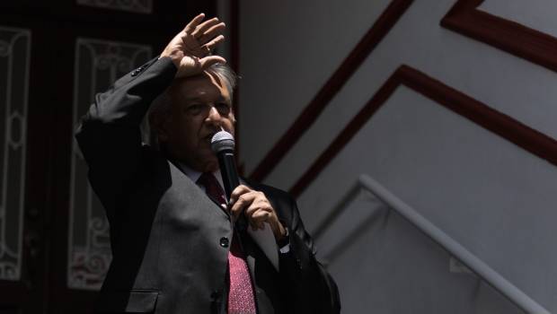 No voy a hablar más de lo que ya dije en el face: López Obrador a reporteros. Noticias en tiempo real