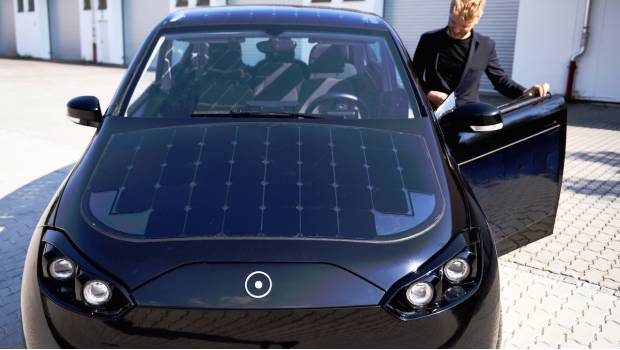Crean coches solares que se cargan mientras conduces. Noticias en tiempo real