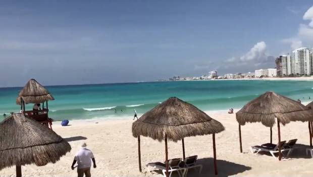 Comparten video de Punta Cancún sin sargazo. Noticias en tiempo real