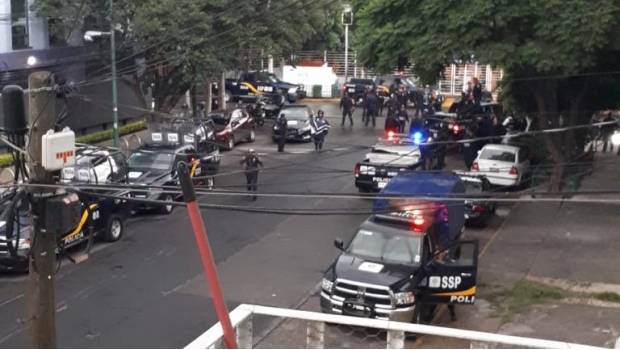 Movilización policiaca se registra sobre Avenida Universidad. Noticias en tiempo real