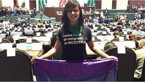Abortista, feminista y diversa: Lucía Riojas toma San Lázaro. Noticias en tiempo real