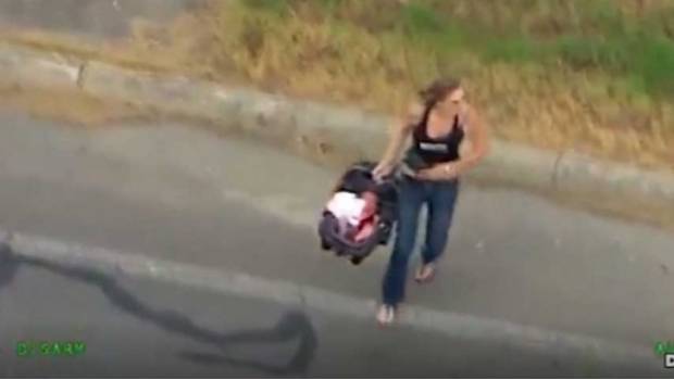 Huyó con su bebé en intensa persecución policiaca y este fue el final (VIDEO). Noticias en tiempo real