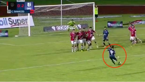 VIDEO: Sanvezzo marca golazo de tiro libre al estilo de Ronaldinho. Noticias en tiempo real