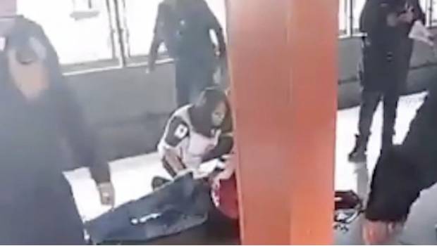 Balean a policía encubierto en Metro Aragón. Noticias en tiempo real