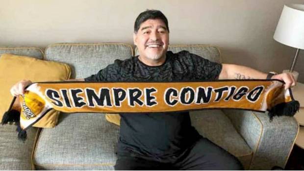 Dorados vende jersey con el nombre y el '10' de Maradona. Noticias en tiempo real