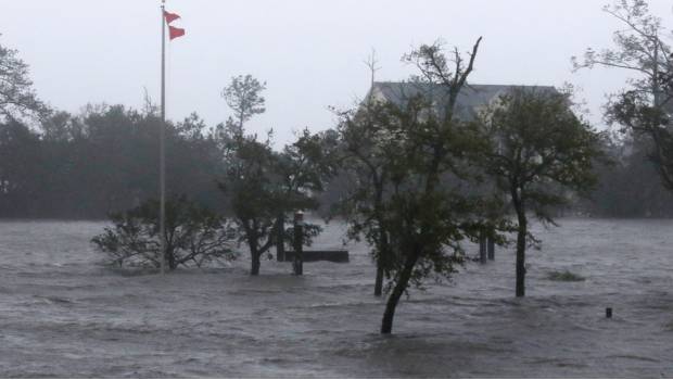Huracán Florence de categoría 1 pega en Carolina del Norte. Noticias en tiempo real