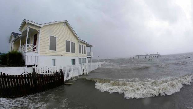 Suman 4 muertos por paso de huracán "Florence" en Carolina del Norte. Noticias en tiempo real