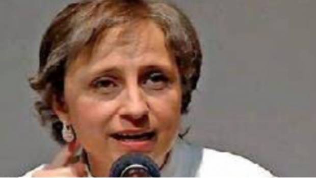 Videos: ¿Qué le pasa a Aristegui? ¿Burla barata al año de la tragedia? ¡Carmen también vio viva a la niña Frida!. Noticias en tiempo real