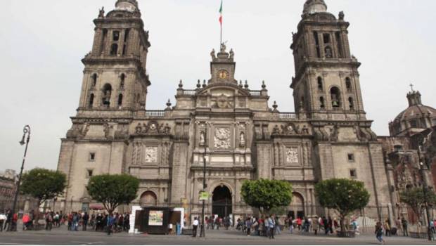 Alerta arquidiócesis riesgos en acervo artístico e histórico por escurrimiento en la Catedral Metropolitana. Noticias en tiempo real