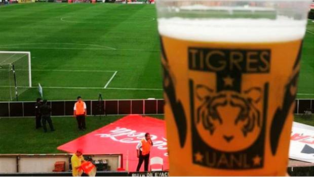Amaga 'El Bronco' con prohibir venta de alcohol en estadios de Monterrey. Noticias en tiempo real