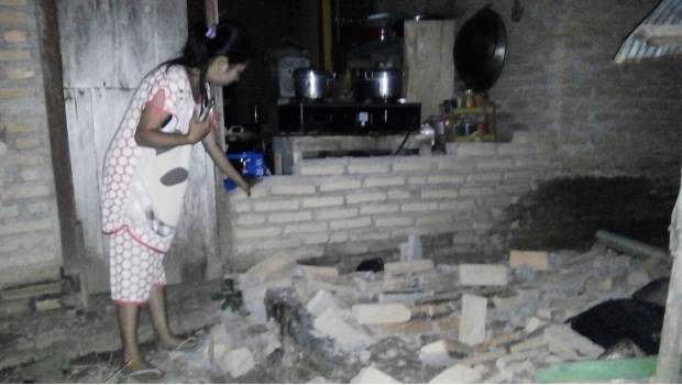 Sismo de magnitud 7.5 sacude Indonesia. Noticias en tiempo real
