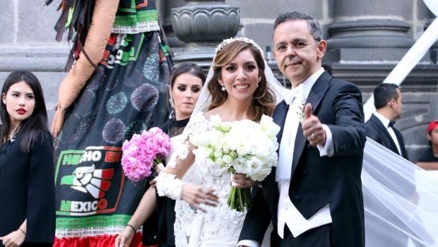 Los rostros de la boda de César Yáñez. Noticias en tiempo real