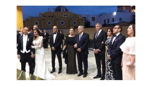 La boda fifí, una lección que la prensa fifí y la izquierda ni tan fifí dan a AMLO, César Yáñez, Poncho Romo…. Noticias en tiempo real