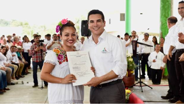Entrega Alejandro Moreno títulos de propiedad en Calakmul. Noticias en tiempo real