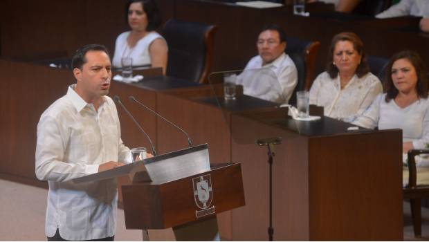 Felicita EPN a nuevos gobernadores de Yucatán y Morelos. Noticias en tiempo real