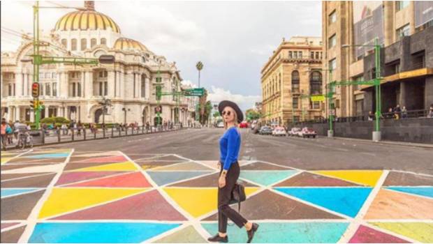 El cruce de Eje Central y Madero se colorea en favor de la movilidad. Noticias en tiempo real
