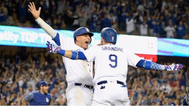 Dodgers empatan serie de campeonato tras sacar agónico triunfo. Noticias en tiempo real