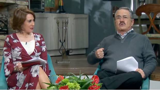 Pedrito Sola confunde señal de TV Azteca con Televisa. Noticias en tiempo real