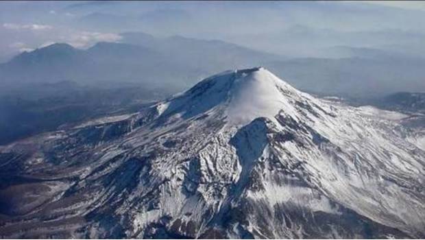 Hallan muertos a 2 alpinistas perdidos en el Pico de Orizaba. Noticias en tiempo real