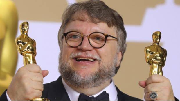 Guillermo del Toro prepara "Pinocho", su primera película animada, de la mano de Netflix. Noticias en tiempo real