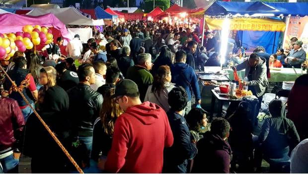 Acuden más de 20 mil personas a la primera Feria del Taco de Nezahualcóyotl. Noticias en tiempo real