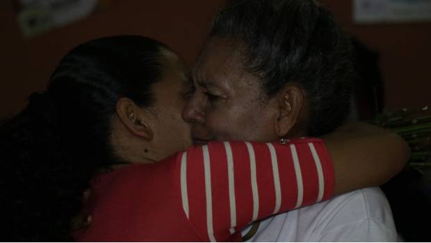 Un secuestro y 13 años después, Leticia abraza a su hija. Noticias en tiempo real