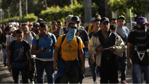 Identifica El Salvador a gente con "antecedentes" en caravana migrante. Noticias en tiempo real