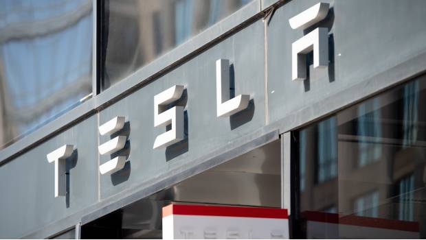 Los Teslas podrán conducirse con una app: Elon Musk. Noticias en tiempo real