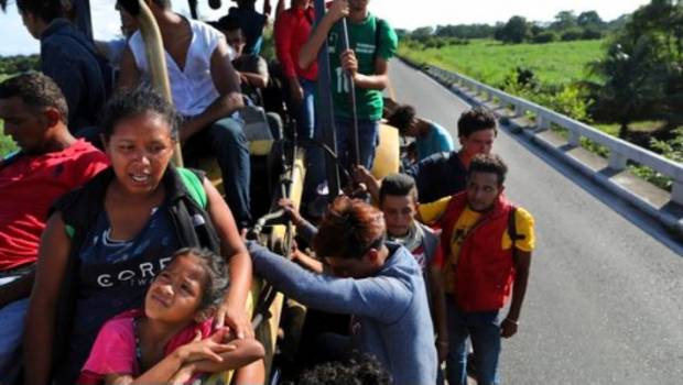 Milicianos y vigilantes de EU se dirigen a frontera con México para “protegerla” de migrantes. Noticias en tiempo real