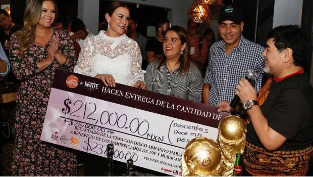 Maradona y Dorados recaudan más de 200 mil pesos para damnificados. Noticias en tiempo real