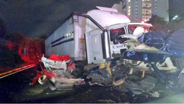 Locatel difunde lista de lesionados por accidente en autopista México-Toluca. Noticias en tiempo real