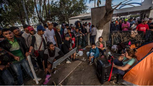 Respalda Trump dichos del alcalde Tijuana contra migrantes centroamericanos. Noticias en tiempo real
