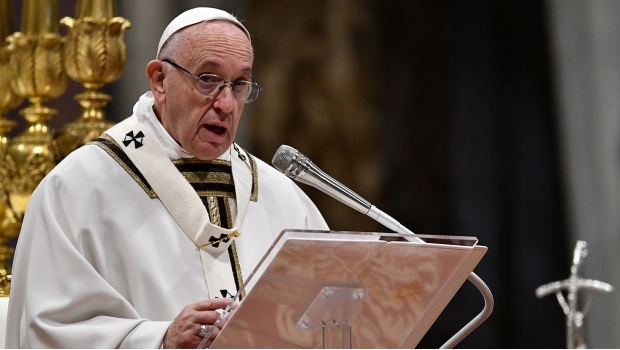Papa, complacido por actitud de mexicanos con los migrantes: embajador en el Vaticano. Noticias en tiempo real
