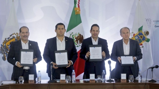 Gobernador de Querétaro encabeza firma de "Acuerdo San Miguel". Noticias en tiempo real