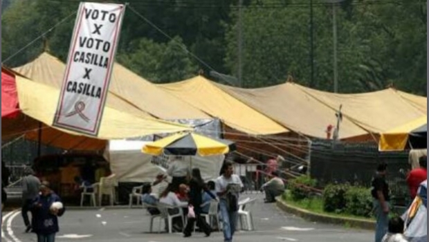 Reforma Plantón de Reforma en 2006
