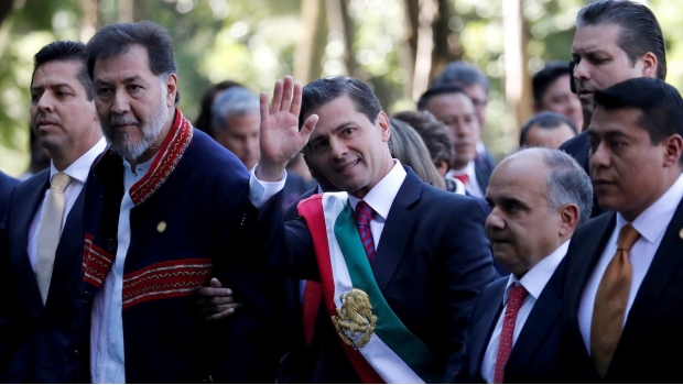 Recibió Noroña con respeto a Peña Nieto; "mañana ajustaremos cuentas", dice. Noticias en tiempo real