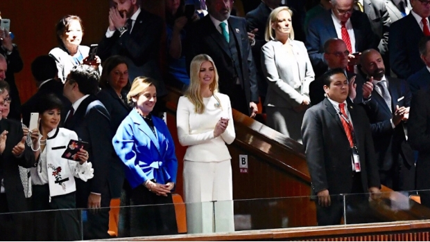 Ivanka se equivoca en felicitación: llama “primera dama” a Beatriz Gutiérrez. Noticias en tiempo real