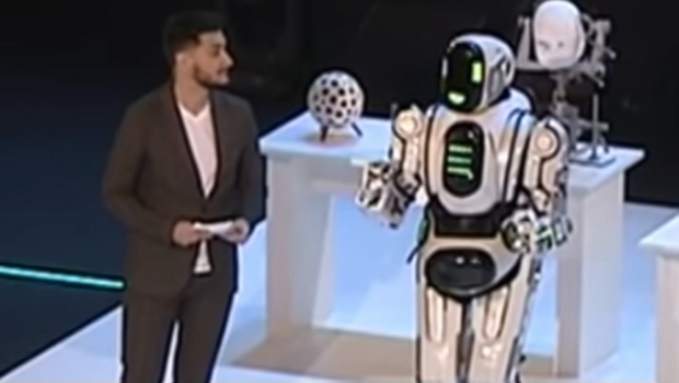 Robot Robot