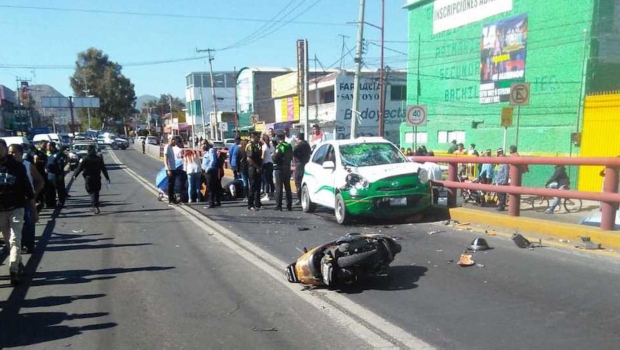 Por “ajuste de cuentas” taxista habría embestido a motociclista en Ecatepec. Noticias en tiempo real