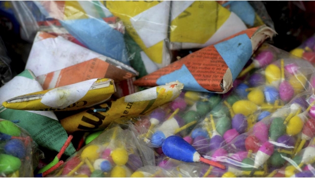Reanuda labores de venta tianguis pirotécnico de San Pablito