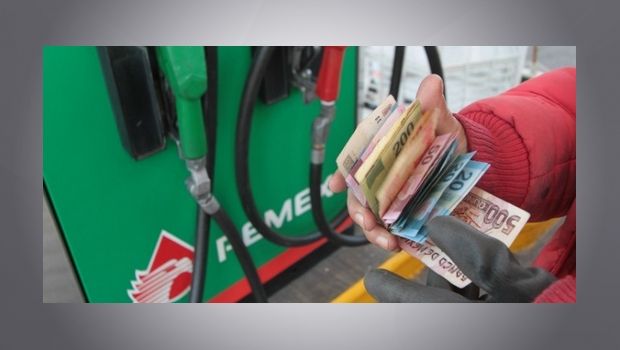 gasolina Empresarios gasolineros corruptos desenmascarados, ahora sin poder surtir de materia chueca robada.