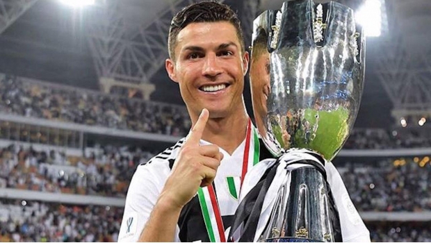 Cristiano Ronaldo consigue su primer título en Italia, el 28° en 4 países diferentes. Noticias en tiempo real