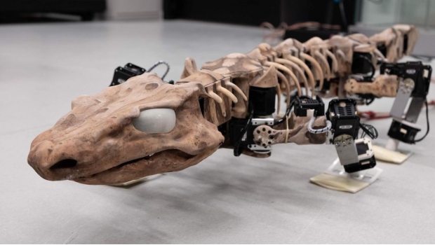 OroBOT: Crean robot dinosaurio con huesos de hace casi 300 millones de años. Noticias en tiempo real